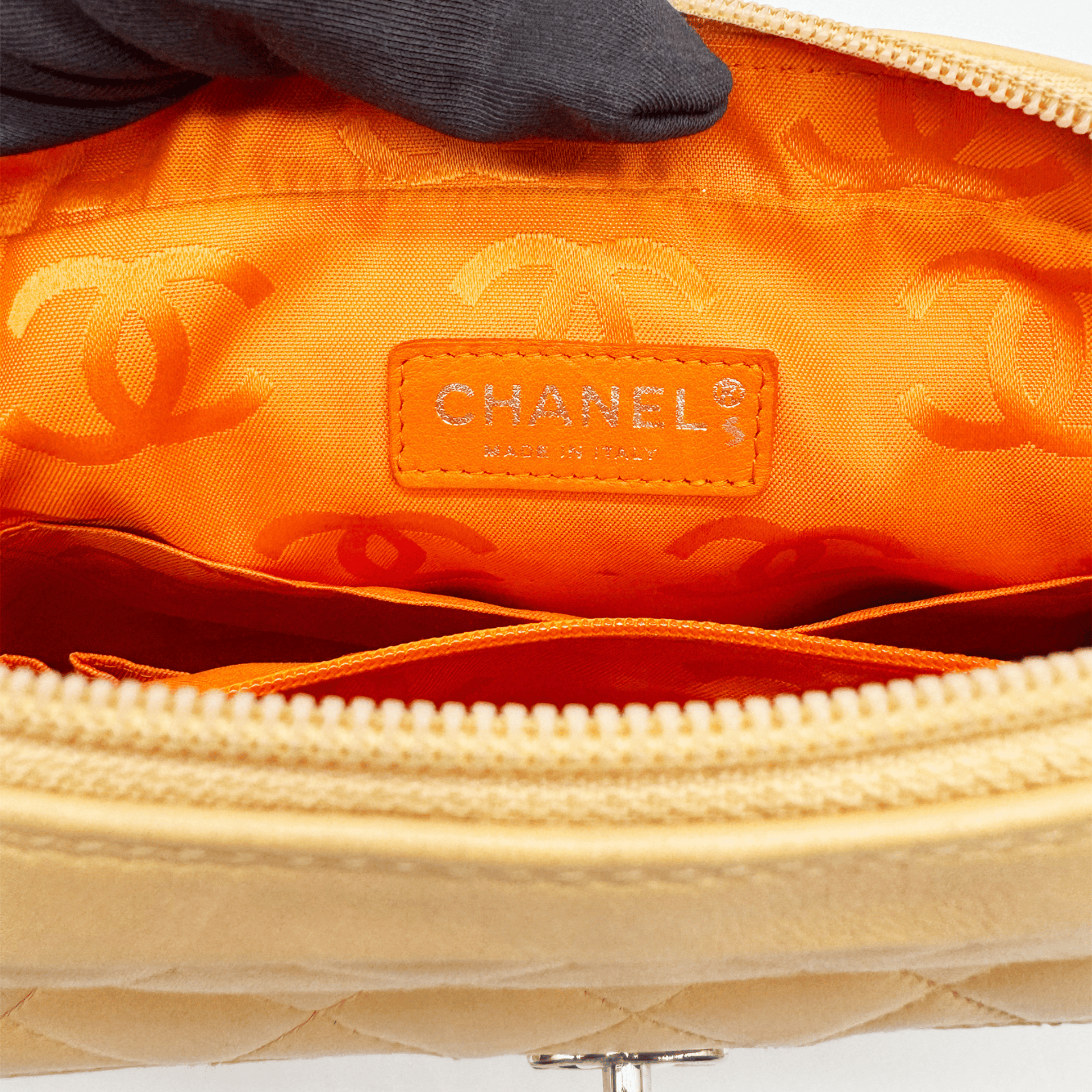 Chanel Ligne Cambon Camera Bag cuir agneau beige vintage authentifié - La Belle Boutique