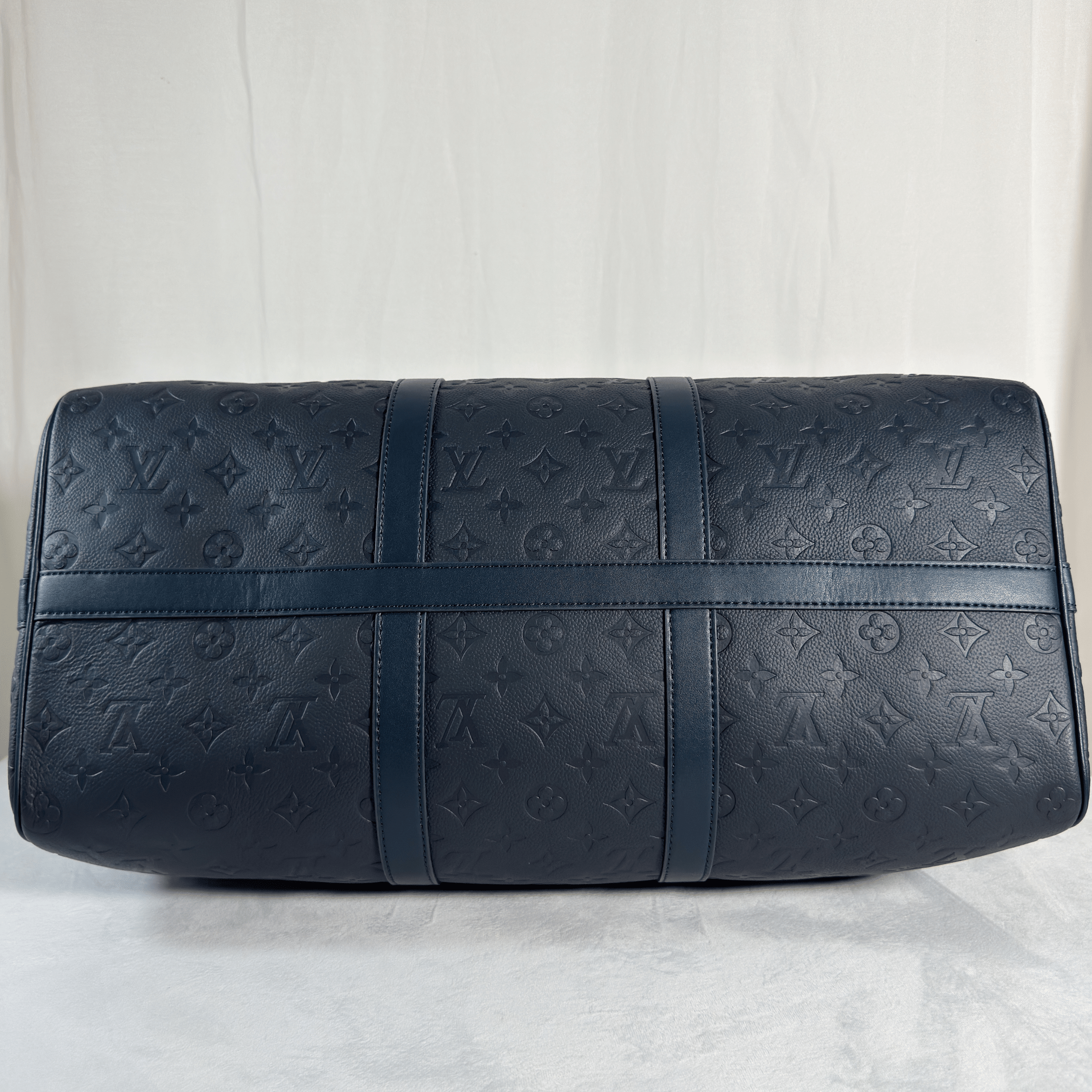 SAC DE VOYAGE LOUIS VUITTON KEEPALL BANDOULIERE 50 - CUIR MONOGRAM SHADOW M14840 - La Belle Boutique