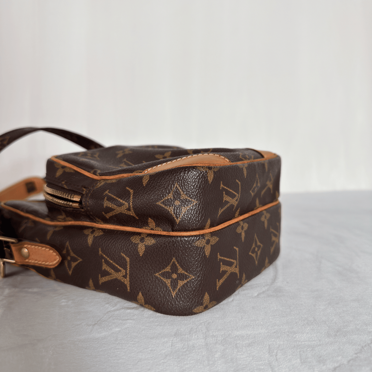 LOUIS VUITTON - AMAZON - TOILE MONOGRAM