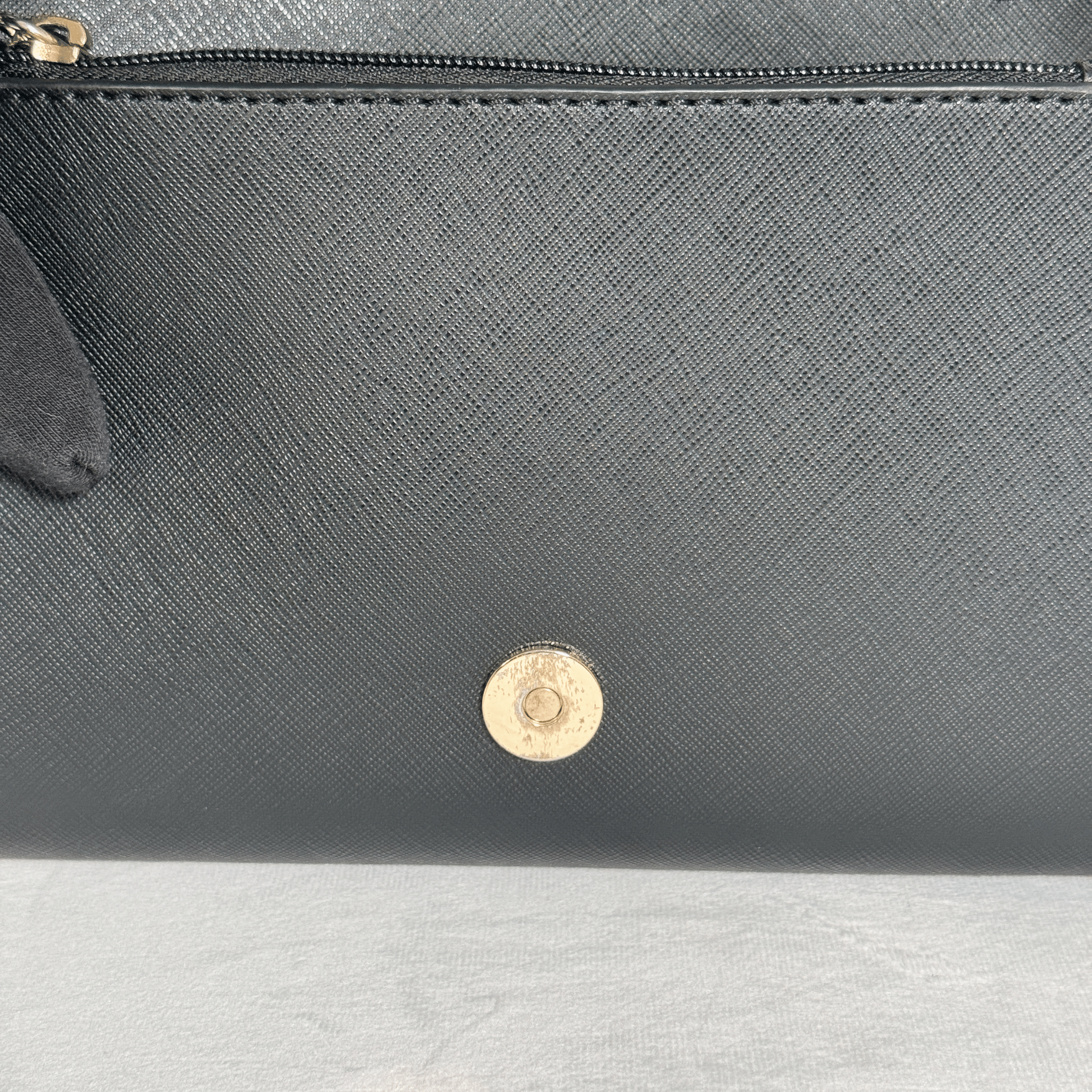 KARL LAGERFELD PARIS - SAC WALLET ON CHAIN - CUIR SAFFIANO NOIR