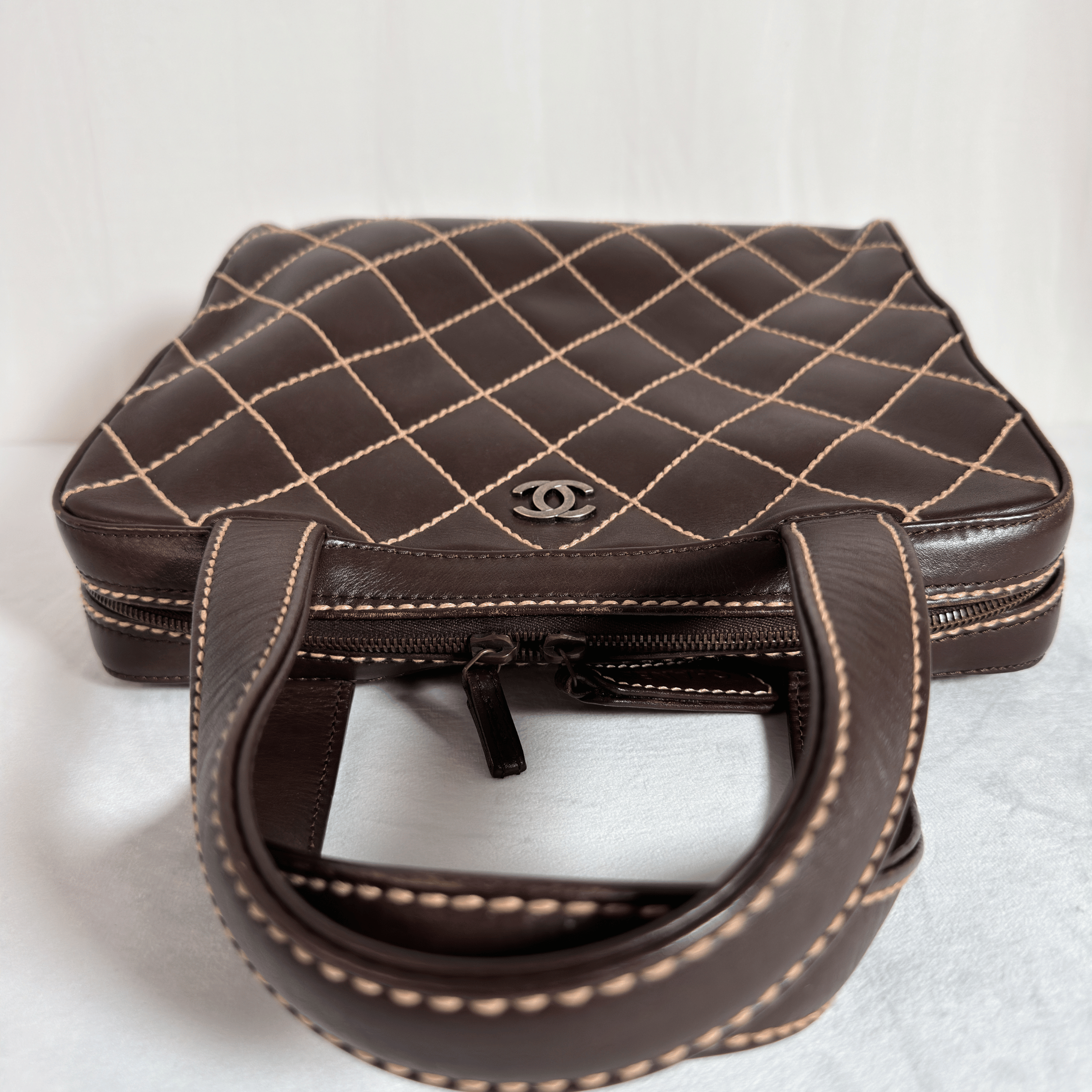 CHANEL - WILD STITCH HANDBAG - CUIR MARRON VINTAGE
