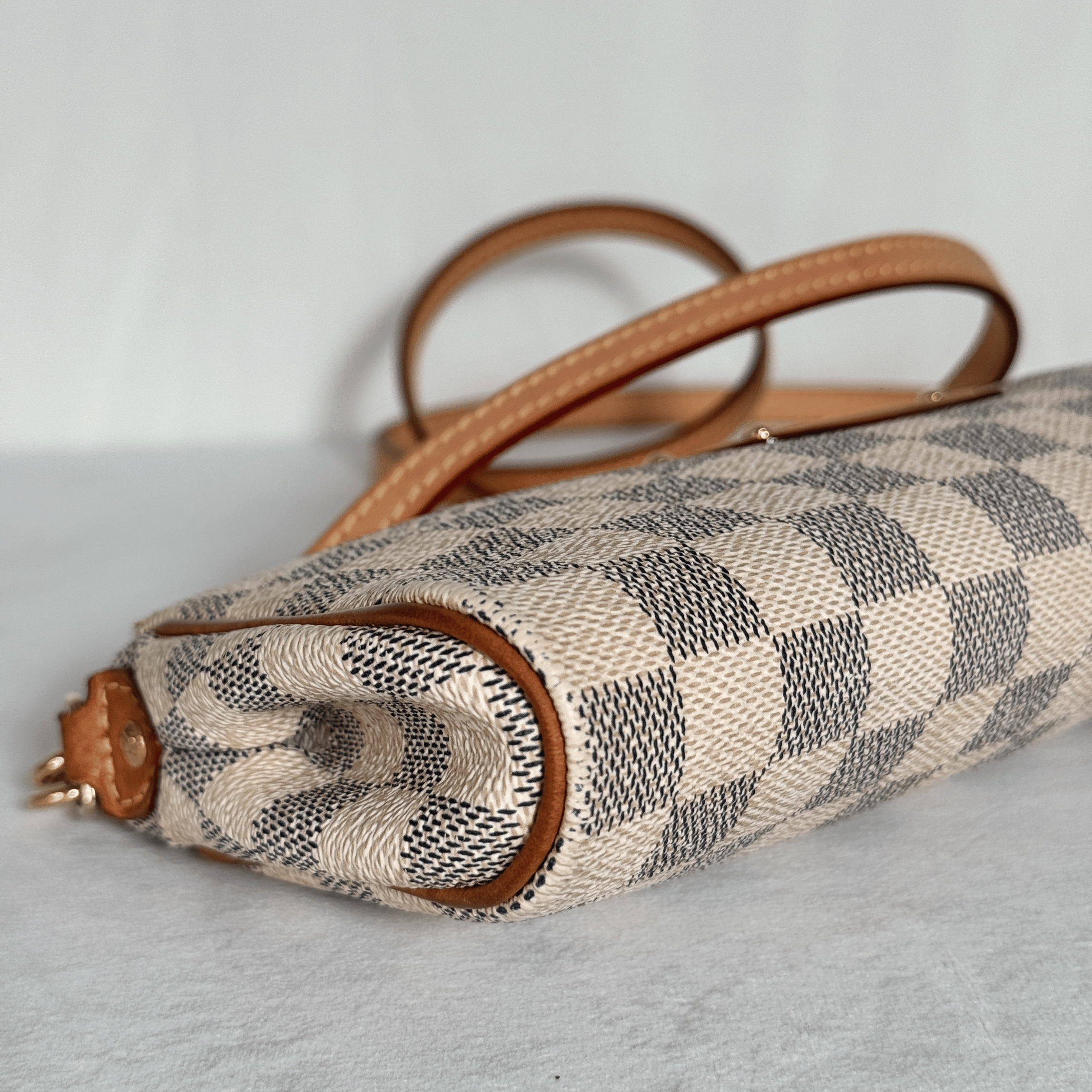LOUIS VUITTON - POCHETTE EVA - TOILE DAMIER AZUR