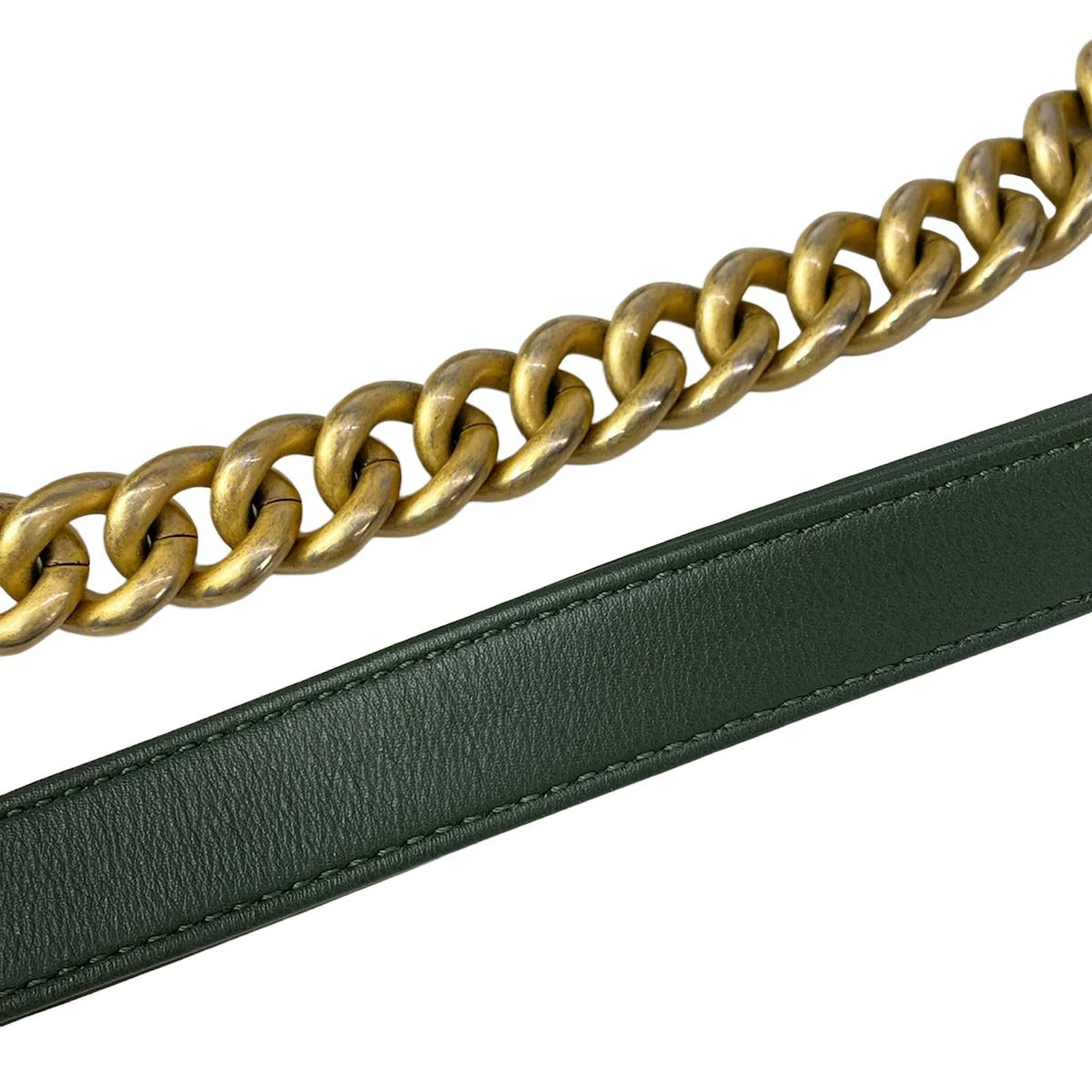 CHANEL - BOY MEDIUM - CUIR AGNEAU MATELASSÉ VERT SAPIN