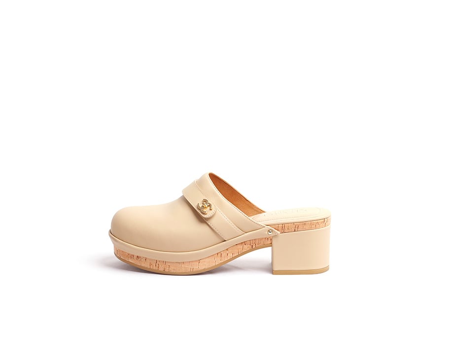 Beige leather clogs