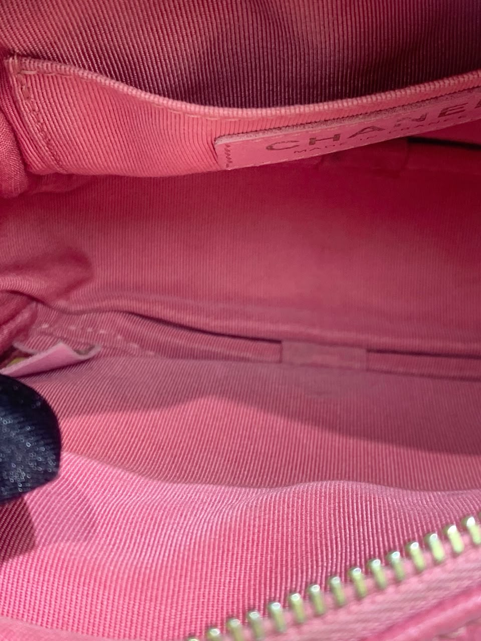 Sac Chanel CC Day Camera Bag, vue de détail