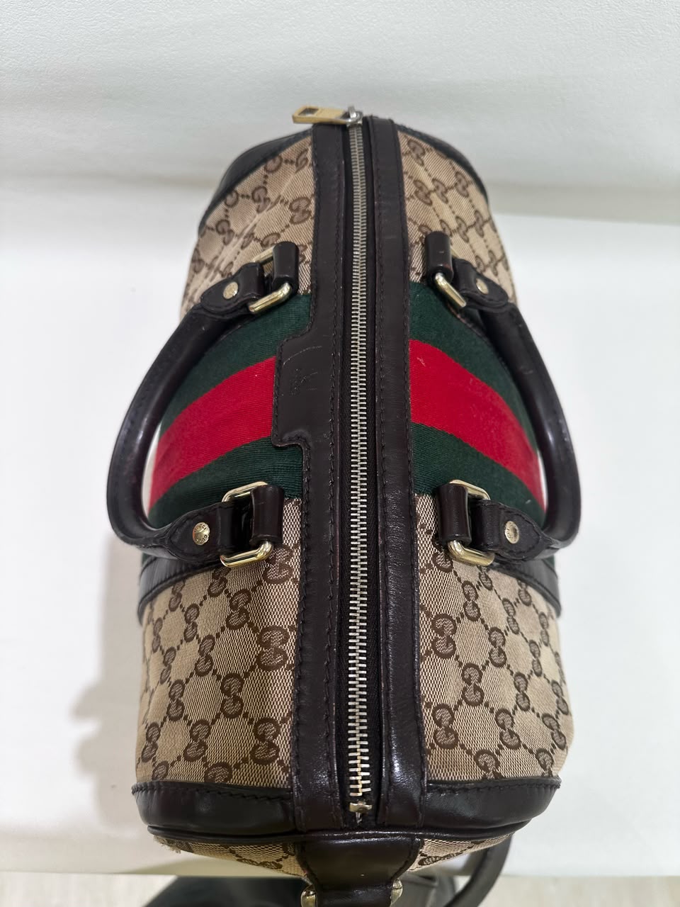 Sac Gucci Boston Vintage Web, vue du fond et de la bande Web