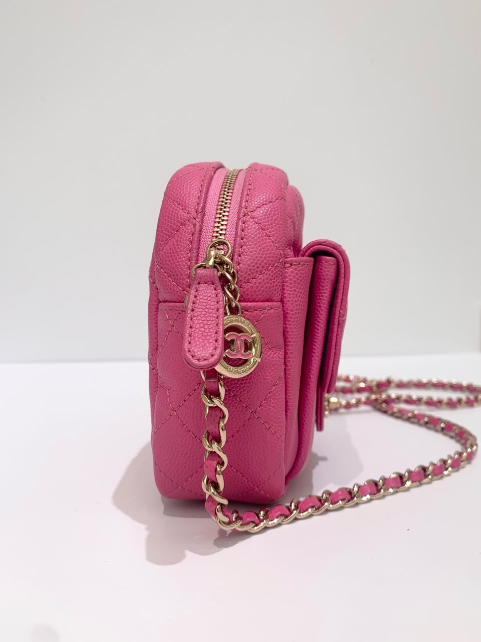 Sac Chanel CC Day Camera Bag, vue de détail