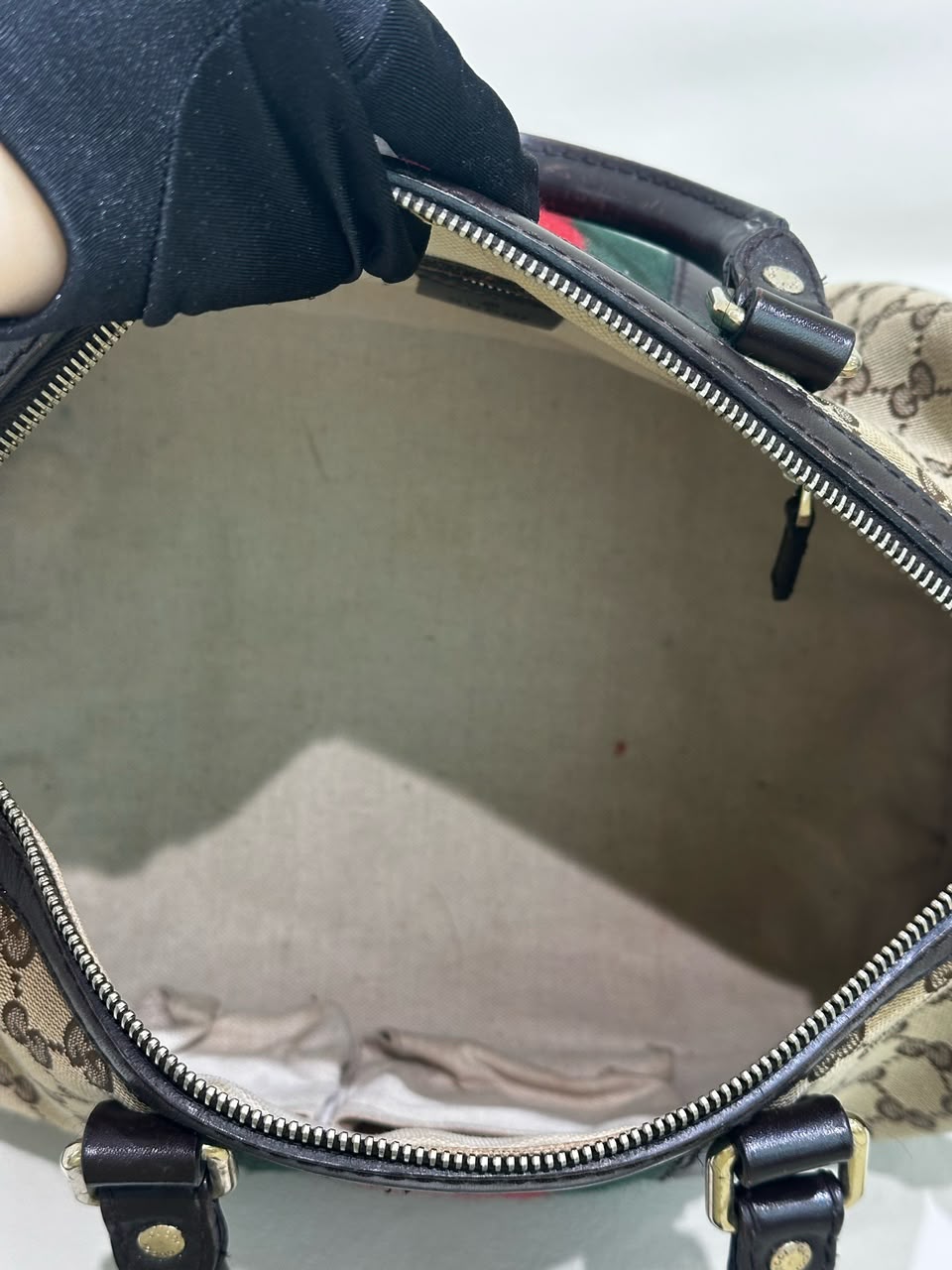 Sac Gucci Boston Vintage Web, vue de l'intérieur