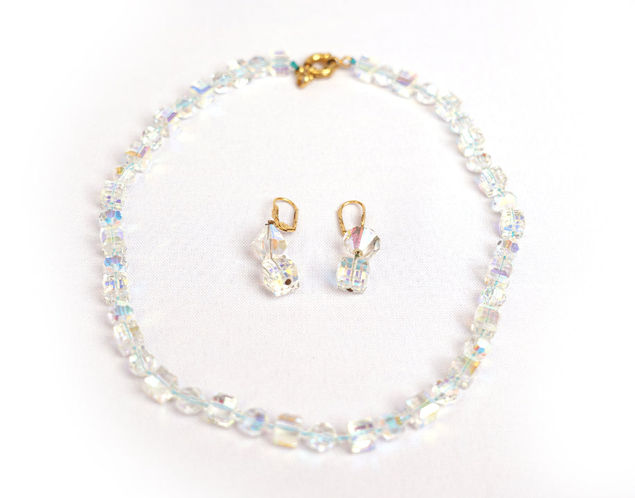 Parure en Crystal Boucles d'oreilles et Collier